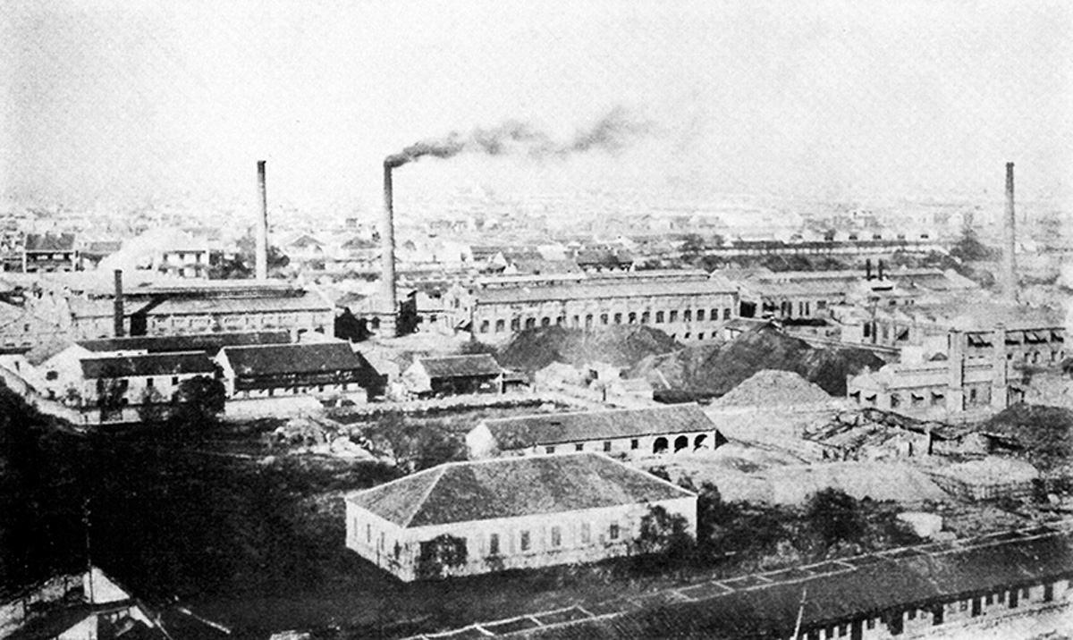 该厂原名汉阳兵工厂,1890年由湖广总督张之洞筹办,1904年改名湖北兵