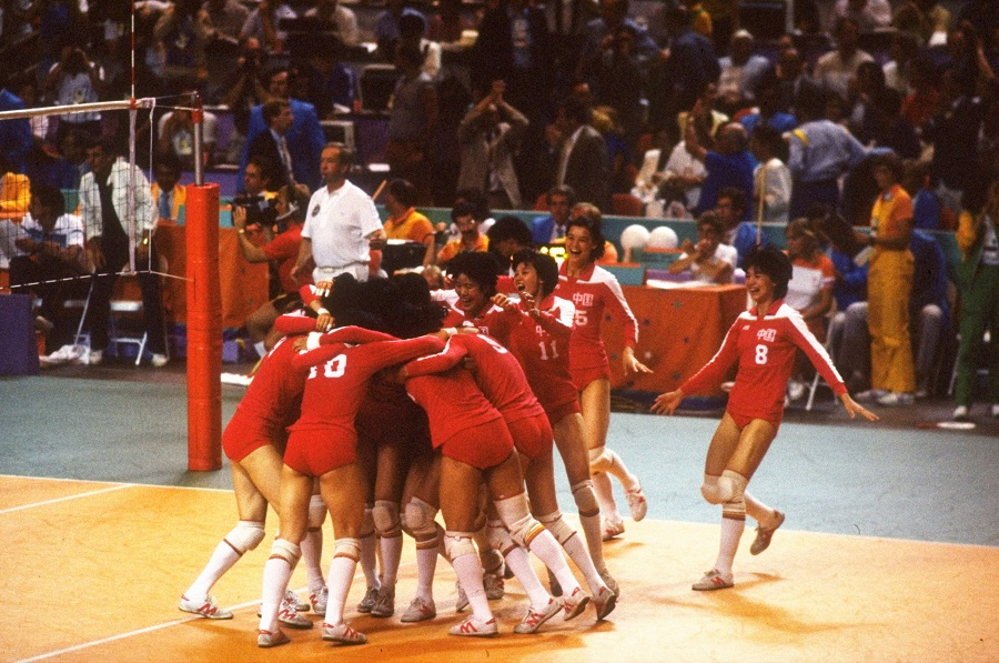 1981年,中国女排七战七捷,再于第三届世界杯战胜东道主日本女排,实现