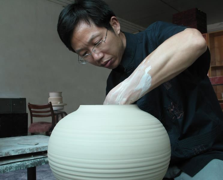 龍泉青瓷有哪些技藝高超的大師？ | 中國文化研究院- 燦爛的中國文明